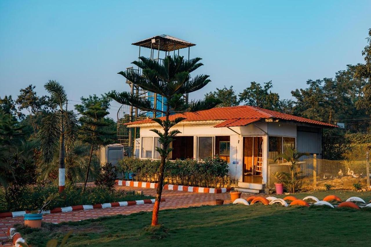 Sunshine Resort Pune Exterior foto
