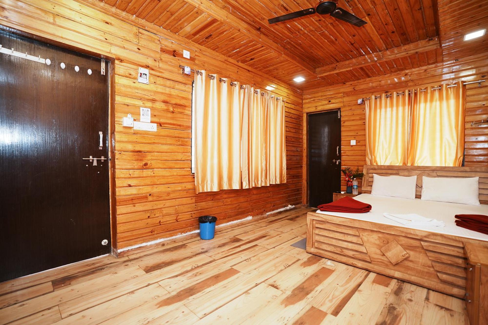 Sunshine Resort Pune Exterior foto